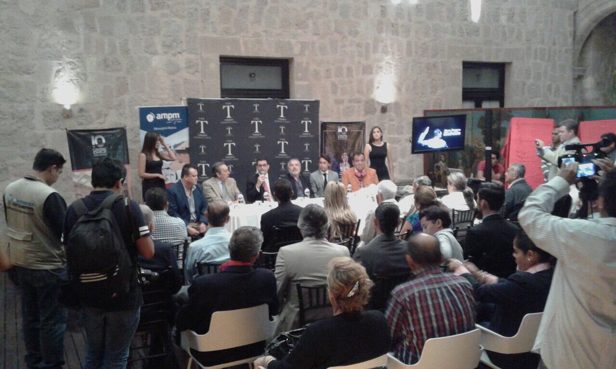 CasaToreros's tweet image. 🚩Fueron presentados  los próximos carteles de La Plaza de Toros Monumental de Morelia.
Nota completa  ▶️link instagram.com/p/BYGlxZ6gSYx/