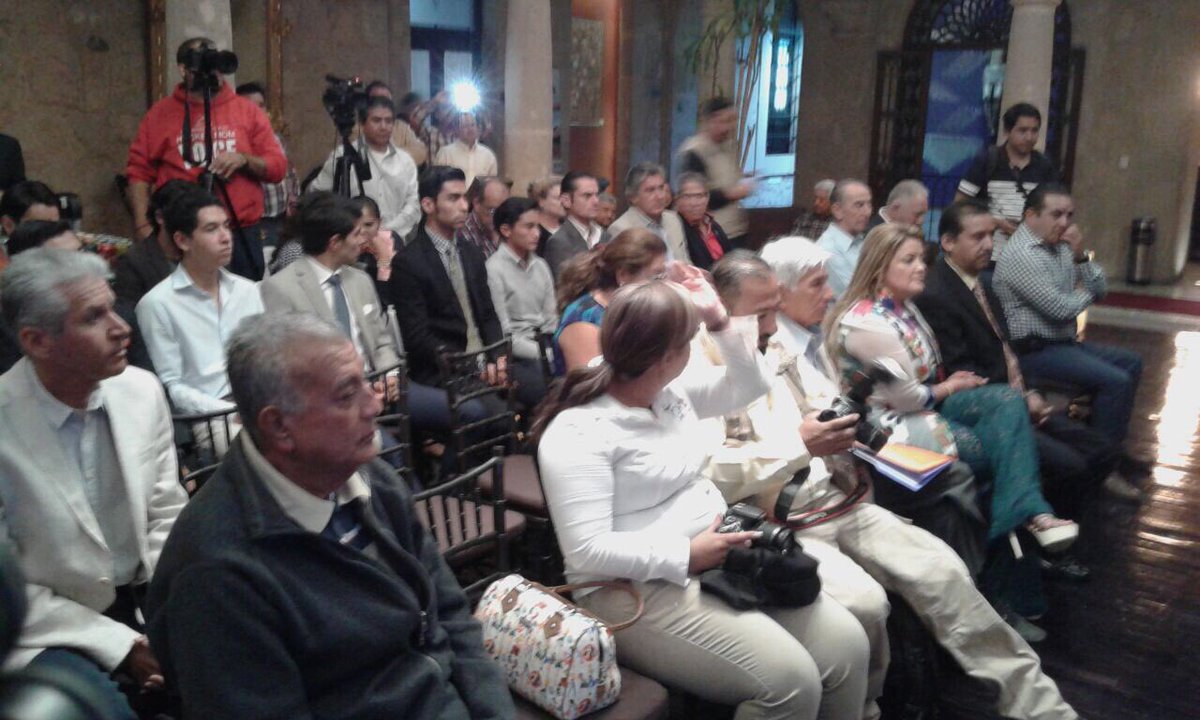 CasaToreros's tweet image. 🚩Fueron presentados  los próximos carteles de La Plaza de Toros Monumental de Morelia.
Nota completa  ▶️link instagram.com/p/BYGlxZ6gSYx/