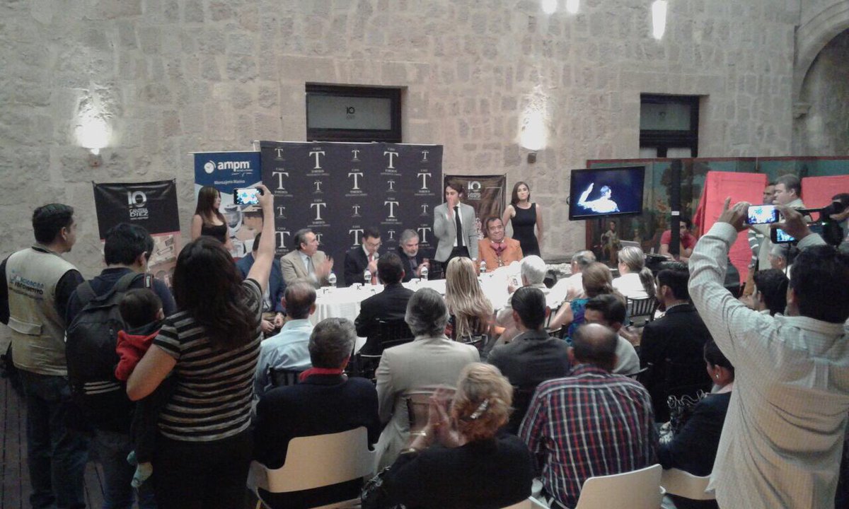 CasaToreros's tweet image. 🚩Fueron presentados  los próximos carteles de La Plaza de Toros Monumental de Morelia.
Nota completa  ▶️link instagram.com/p/BYGlxZ6gSYx/