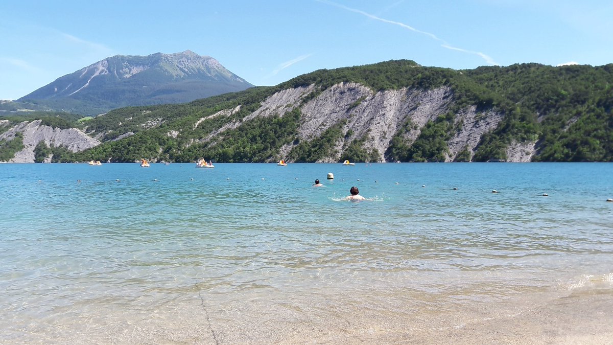 lamissD44's tweet photo. @LeaMichele Lac de Serre-Ponçon 🇫🇷 https://t.co/4EYTmwZsNI