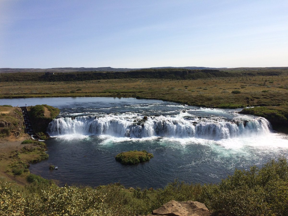 AbingdonGeog's tweet photo. Icelandic knickpoint #knickpoint #riverrejuvenation https://t.co/hVDVMzXCWk