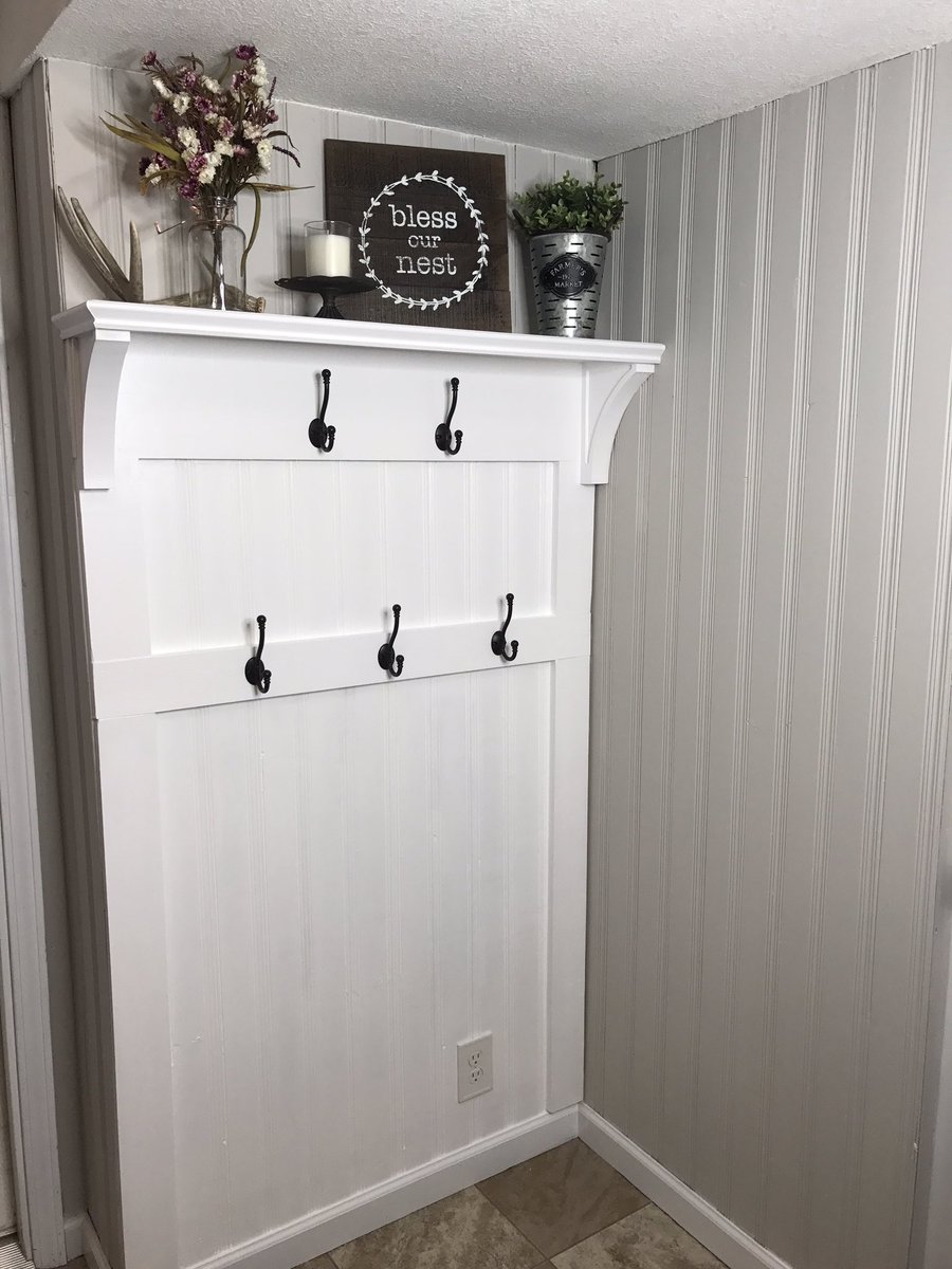 MeganKlopp1's tweet photo. I love DIY projects! You should have seen the before 🙈 #DIY #Farmhouse https://t.co/34IqQZsvZq