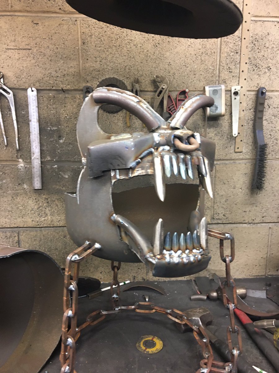 BurnedbyDesign's tweet photo. Motörheads war pig, the Snaggletooth burner
#coolwoodburner #snaggletooth #lemmy #motorhead #handmade #handmadeisbetter @myMotorhead #rock https://t.co/NfvilAARzO