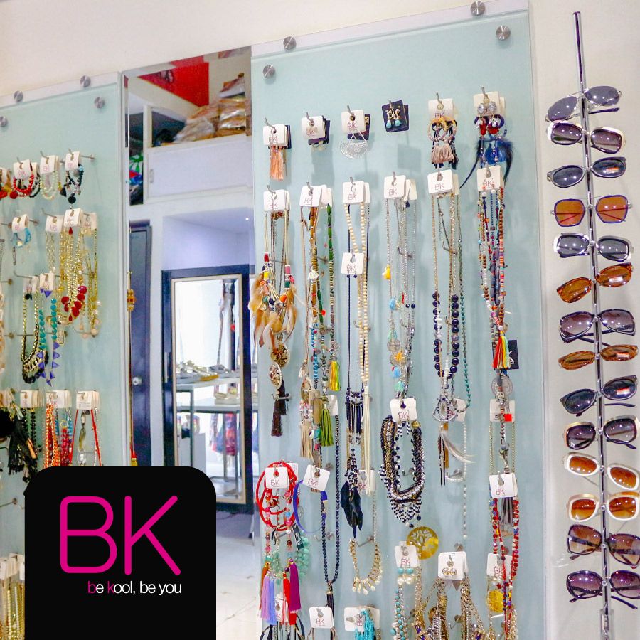 centenariocc's tweet photo. Encuentre en #BKSTORE​ moda para la mujer, elegante o casual. Visite la tienda en #CentenarioCC. #TiendaCentenario #CentenarioParaTodos https://t.co/fB0C54fisW