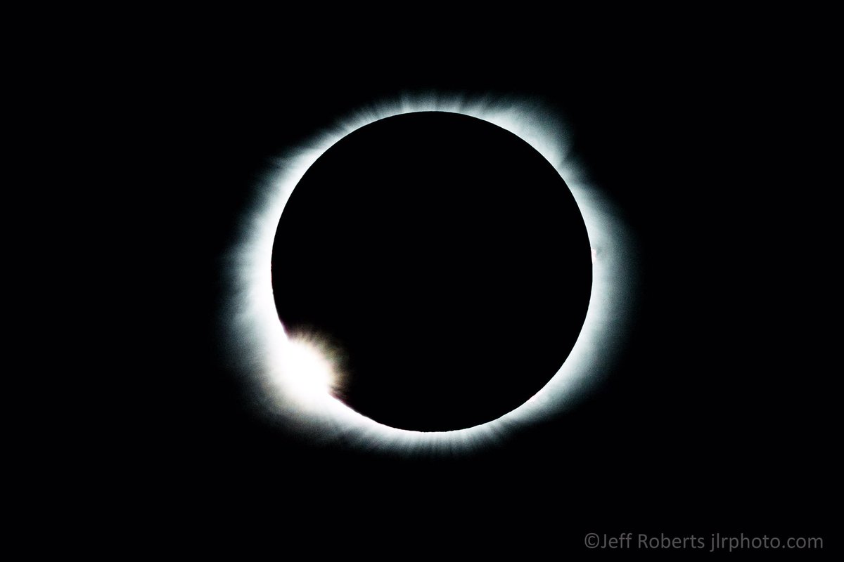 ENGPHOTO's tweet photo. ICYMI: A few of my fav #Eclipe2017 photos from near Cape Girardeau Mo at #TrailOfTears @mostateparks | @NikonUSA @Gitzo_US https://t.co/SFu976Fx62