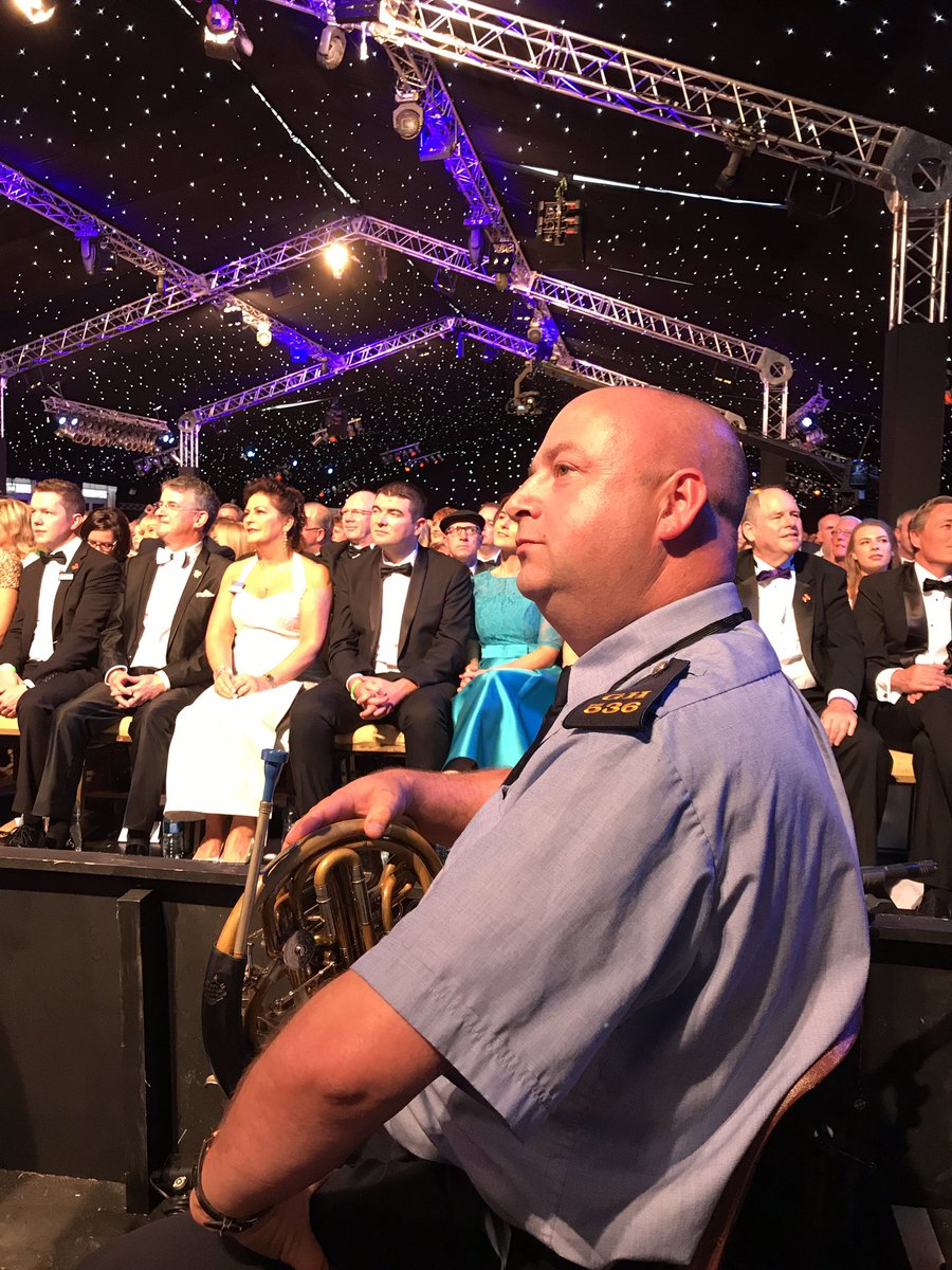 jdampndecks's tweet photo. @RoseofTralee_ @TippCrystal  https://t.co/v9vY6Esegh