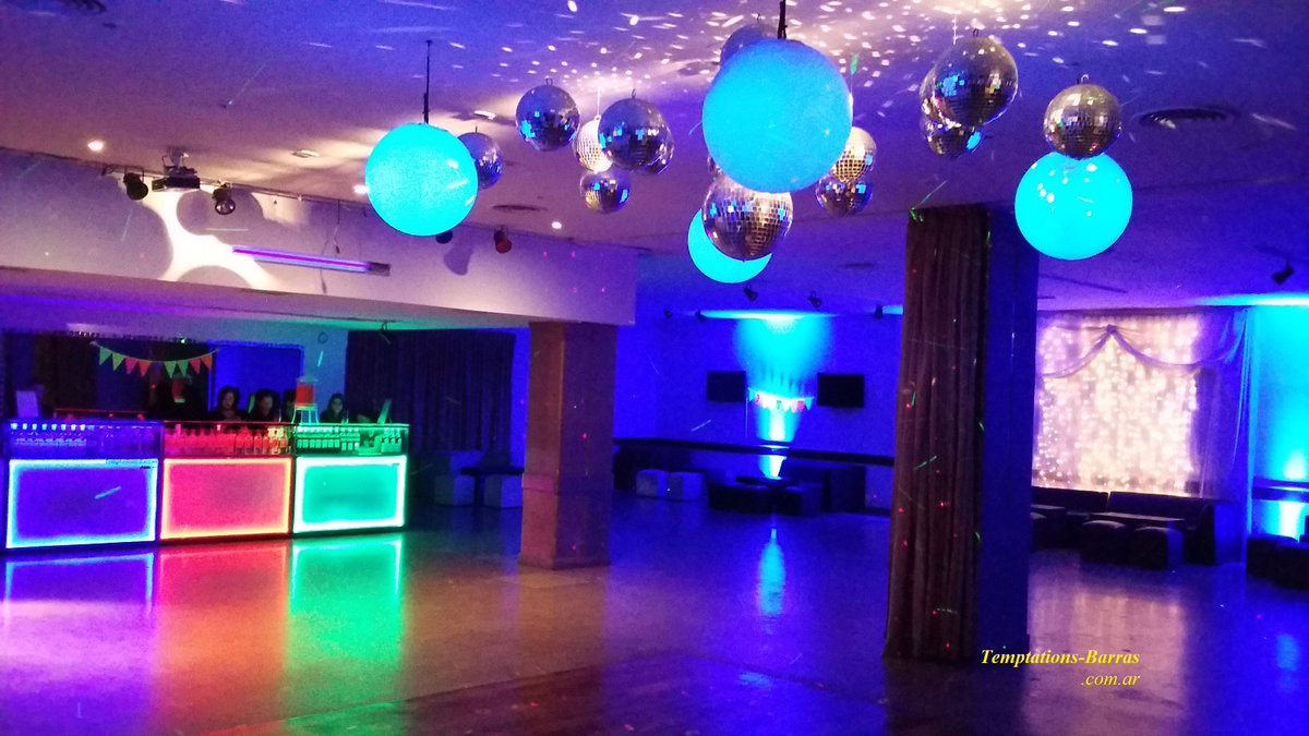 bartemptations's tweet image. Egreso de Medicina de Mercedes 07/07/17