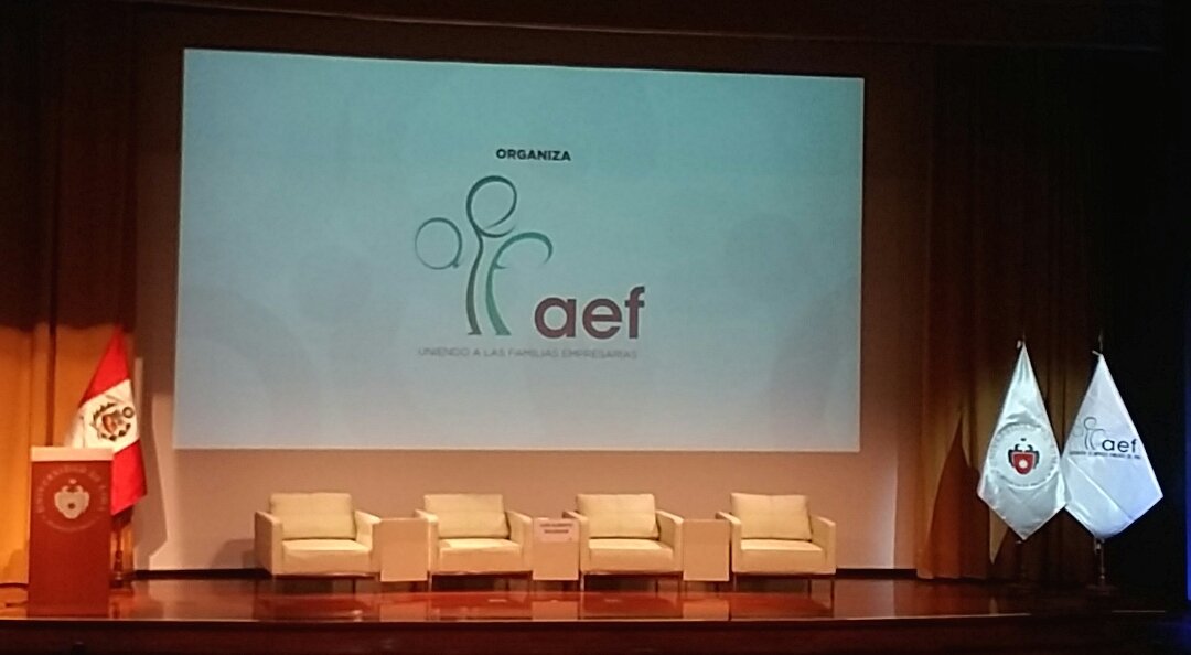 proimage_pe's tweet photo. Hoy PROIMAGE cubre en foto y video el importante CONGRESO ANUAL de AEF PERÚ en la @udelima.
#EventosLima #fotografia #ULEventos https://t.co/qiWxfChxSG