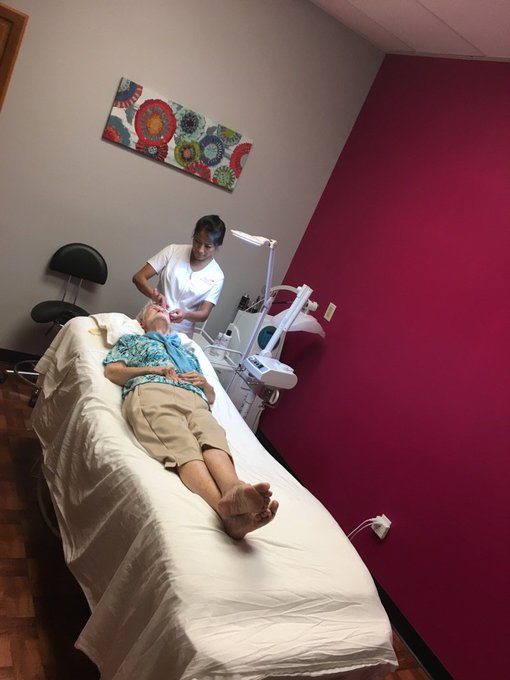 Look at @BeliaLasVegas taking care of #MissKay https://t.co/2Y7FVhZifi<a class="tags" target="_blank" title="On Twitter" href="/?out=eyJ0eXAiOiJKV1QiLCJhbGciOiJIUzUxMiJ9.eyJpYXQiOjE3MTkzOTM4OTksImlzcyI6InR3cG9ybnN0YXJzLmNvbSIsIm5iZiI6MTcxOTM5Mzg5OSwiZXhwIjoxNzUwOTI5ODk5LCJyZWRpcmVjdF91cmwiOiJodHRwczovL3R3aXR0ZXIuY29tL0JlbGlhTGFzVmVnYXMifQ.am7iVqHz2B6MBp-Bpq3T7VHLUHCANN6M2LViEslgkGoGQ9fa3nAehy5nq7hFQ2tF7G8R7p-6rwv0HQMp012NMg">@BeliaLasVegas</a><a href="/tag/misskay"class="tags">#MissKay</a>