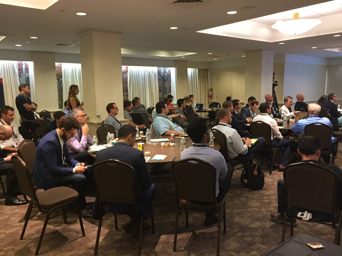 ShineStream's tweet photo. It's been a #FullHouse at @nycscc today, as attendees flock to @FinTechWeek's 'New York FinTech Week 2017' event. #Blockchain #Bitcoin #EOS https://t.co/BDOSHSKTZN