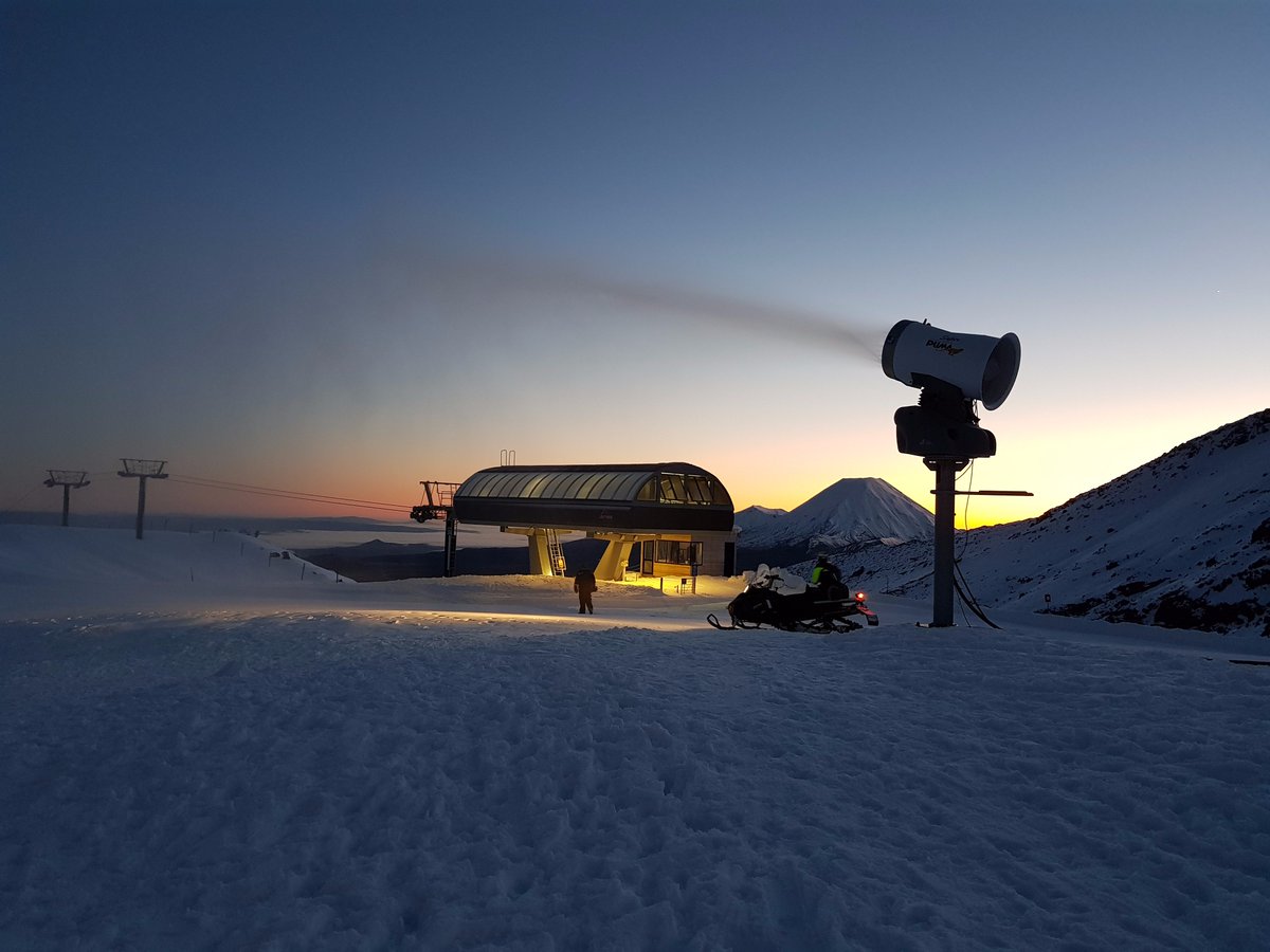 Looks like the start to an incredible day at <a href="/MountRuapehu/">Mt Ruapehu</a>. Pic by Pete Bayne. Time to start planning that #ski trip. #LoveTaupo #NewZealand