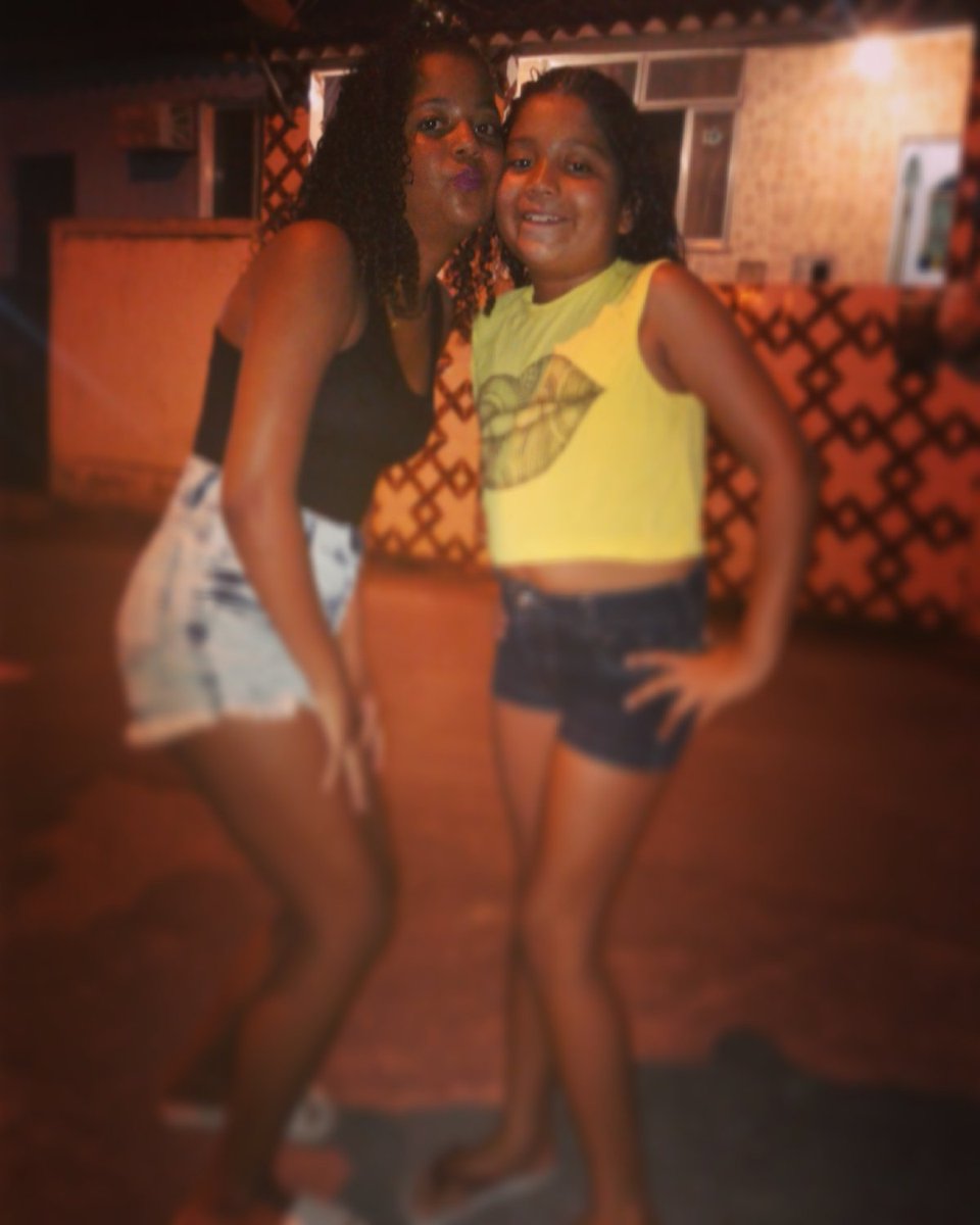 Ravyne12's tweet photo. - Vacila Como Respira Mais Não Vivo sem❤👭

#TeAmo❤👭
#TaSozinhaNão😙
@Thaay16500604 https://t.co/nRi7l1ZI7o