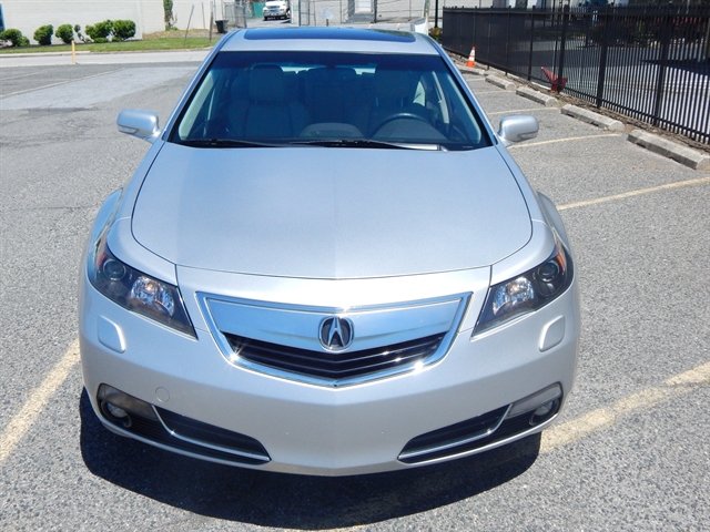 Carfinity's tweet image. $20,500 - 2012 #Acura TL ready to roll off of the lot today! - bit.ly/2xqtbRM #baltimore #maryland #usedcars #acurasociety
