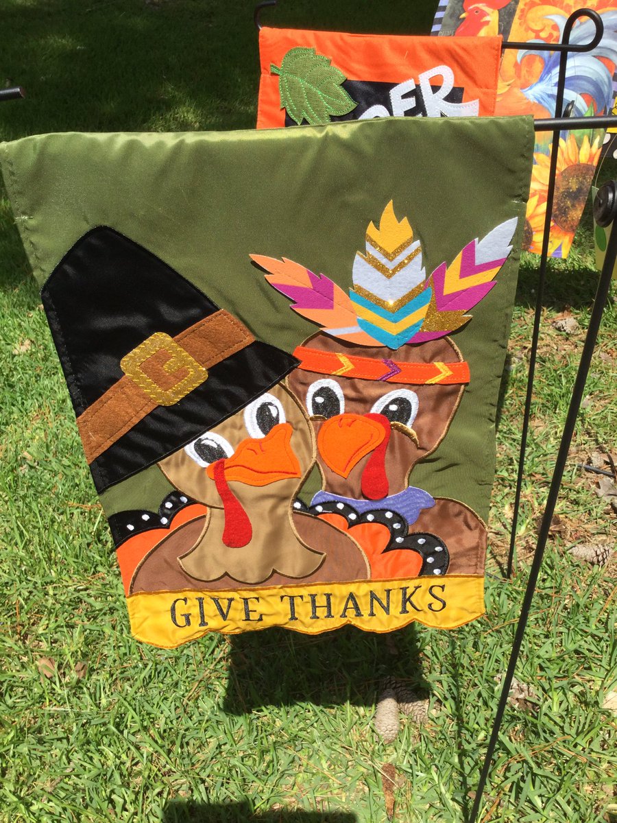 shopangelas's tweet photo. Fall Flags! #shopangelas https://t.co/cxoqbpZMD4
