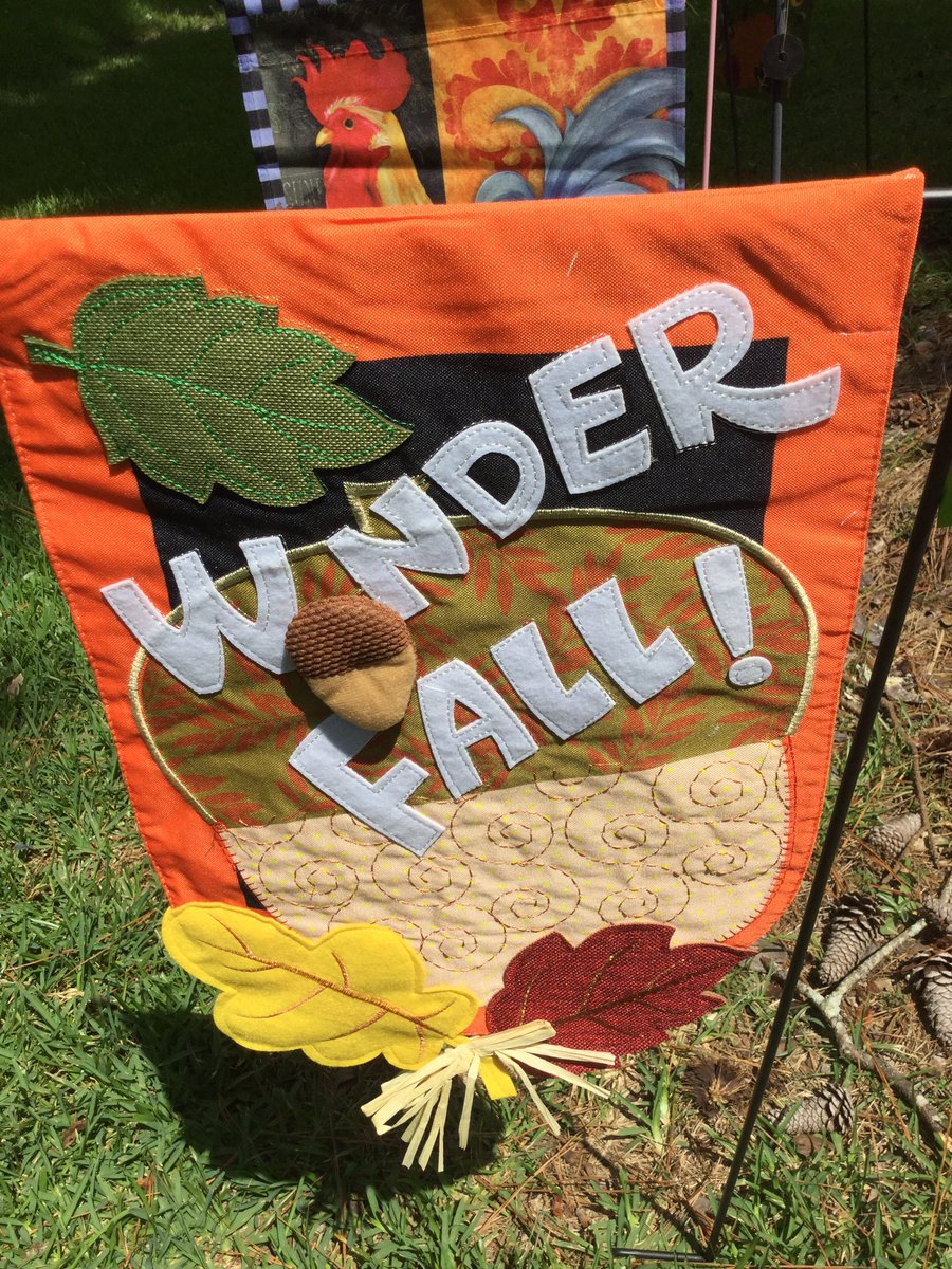 shopangelas's tweet photo. Fall Flags! #shopangelas https://t.co/cxoqbpZMD4