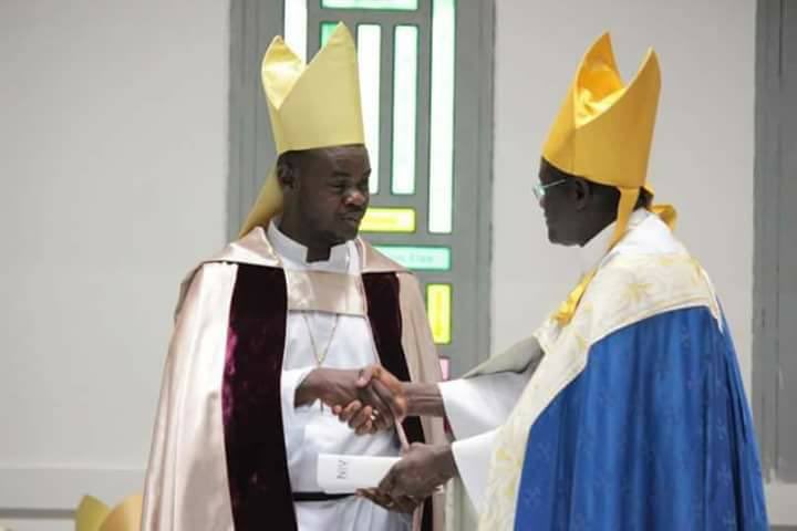 Loyalty House Int. (@lhisilverlakes) on Twitter photo 