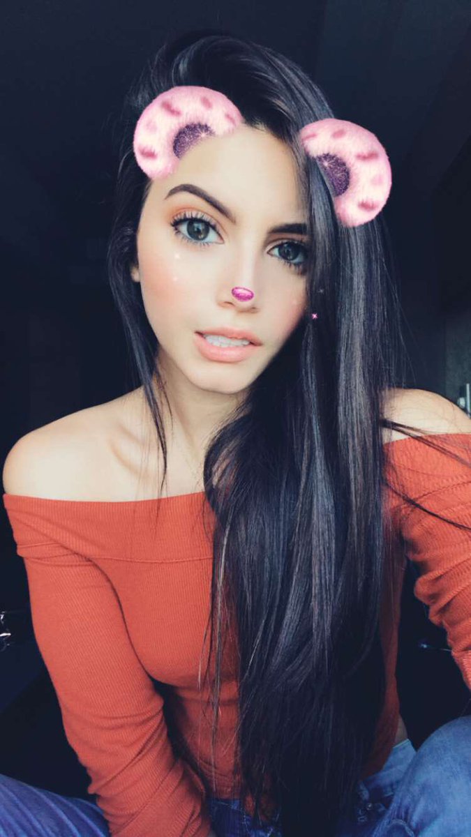 zhamirazambrano's tweet photo. 39K GRACIAAAASKHJDOCOWP💓 https://t.co/CZAvSoQD0L