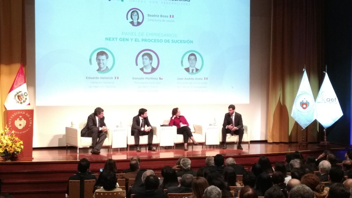 udelima's tweet photo. #VCongresoAEF Panel de empresarios: Heinrich (Heinrich Perú), Martinez (Next Gen), Arata (docente @udelima) y Boza (EY Perú). https://t.co/rQUIfKLO3R