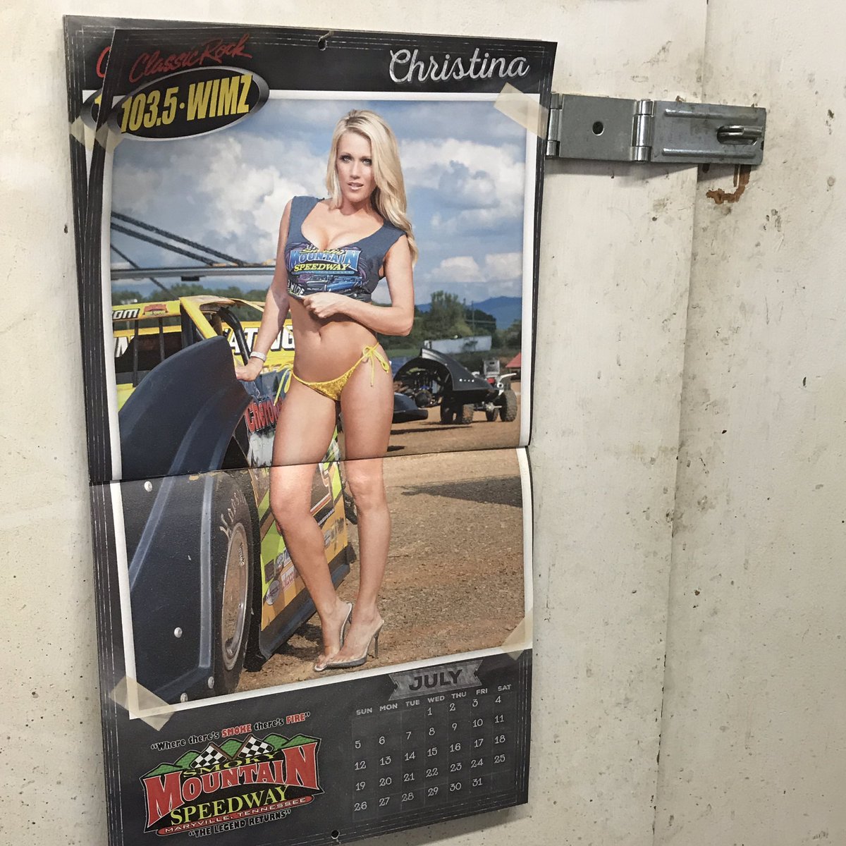 Trust Fall tweet media