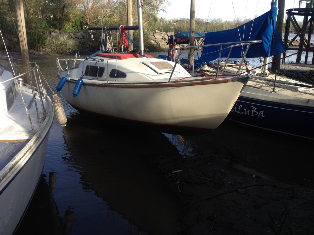 ocean_delta's tweet photo. Hoy se complicó para salir a #navegar con #oceandelta @MarinaNarval @Sentilapesca @RevAireLibre https://t.co/4mzTgQmVyP