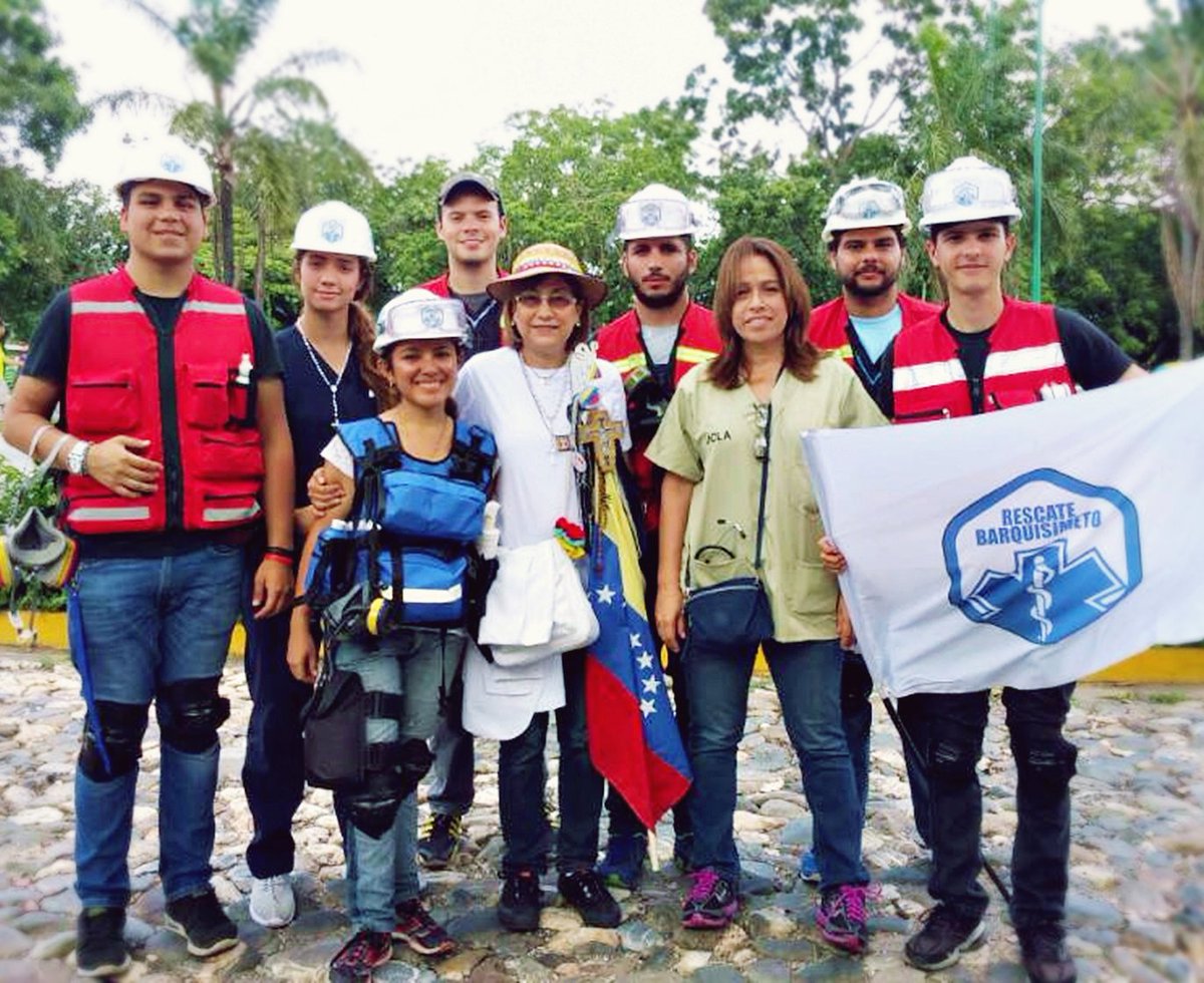 Nuestro equipo es de carácter voluntario y desinteresado, porque ayudar es lo que nos mueve 💙 #RescateBqto #22Ago.
