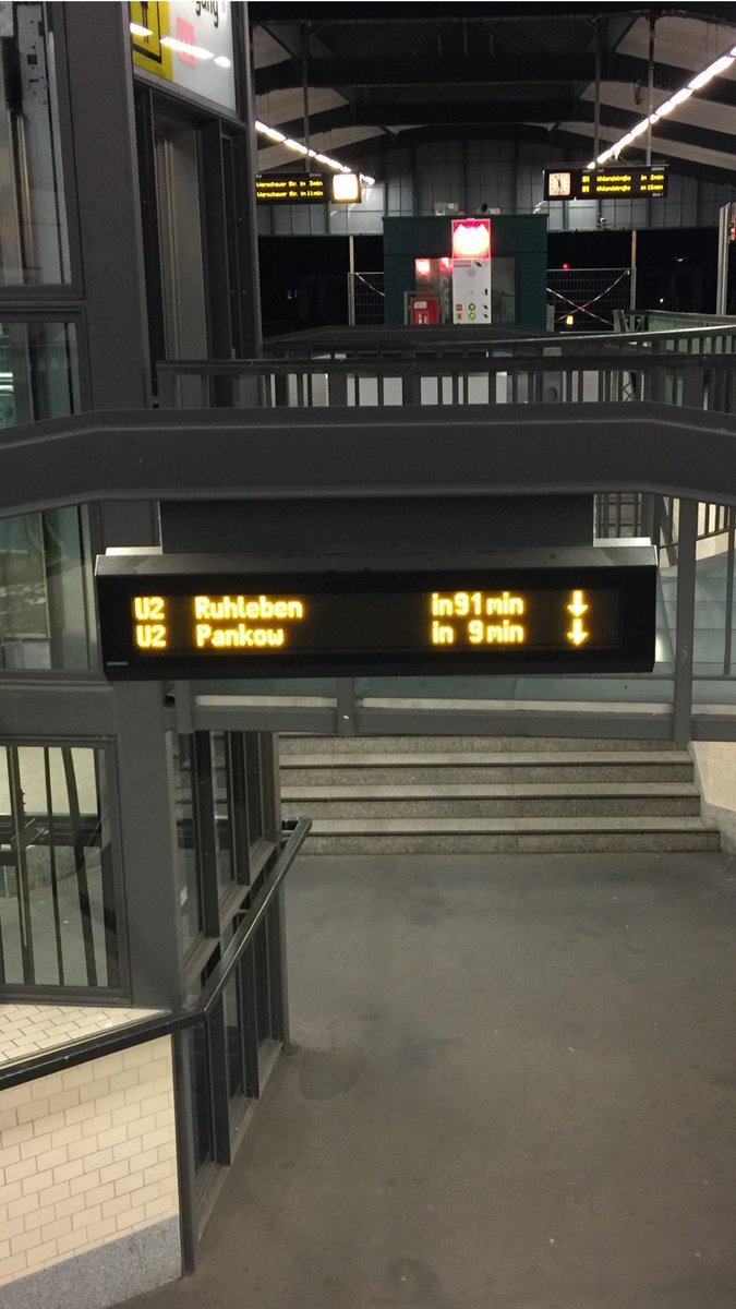 sp_ce's tweet photo. @BVG_Kampagne Berlin, wo jeder Weg 90min dauert. https://t.co/vXQyVbKfGP