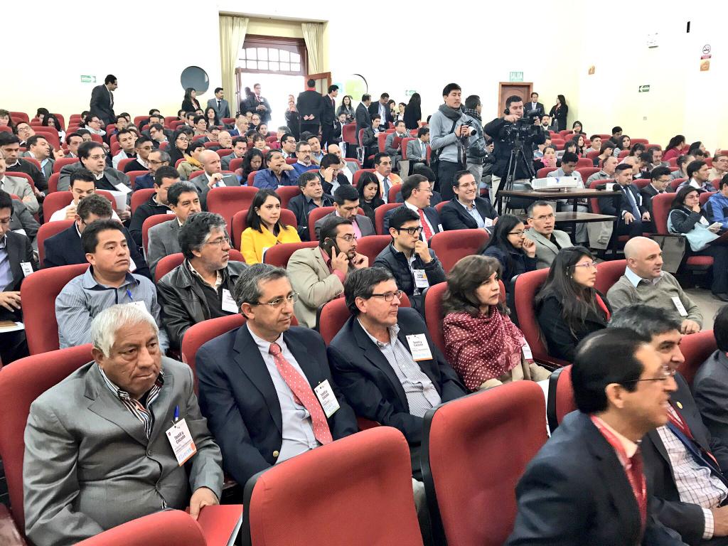 ProponLE_Ec's tweet photo. La @UTecnicaAmbato fue sede de la jornada 17 y 18 del #ConsejoProductivoTributario [Boletín ]> https://t.co/nmuKkDFdOA https://t.co/PxQgPE0YG9