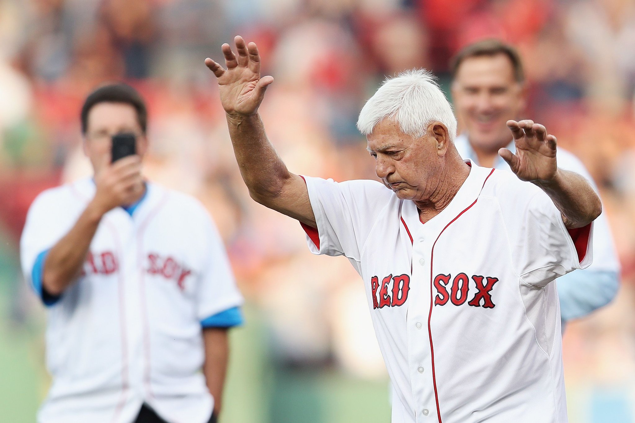 Red Sox: Happy Birthday to Hall of Famer Carl Yastrzemski 