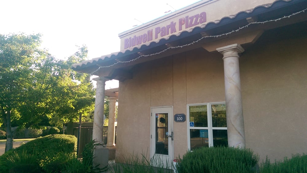 Bidwell_Pizza's tweet photo. The perfect spot to #relax & #recharge after a sunny #BidwellPark afternoon. ☀😎 #ChicoCA #ChicoSummer https://t.co/xMikTjlhvp