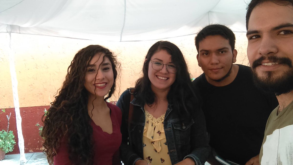 PsicElihu's tweet photo. #pespecialdv17b Primer dia de practicas 19/08/17 revision de programas y reportes de los menores correspondientes a Altas Capacidades https://t.co/Agbf3XRulC