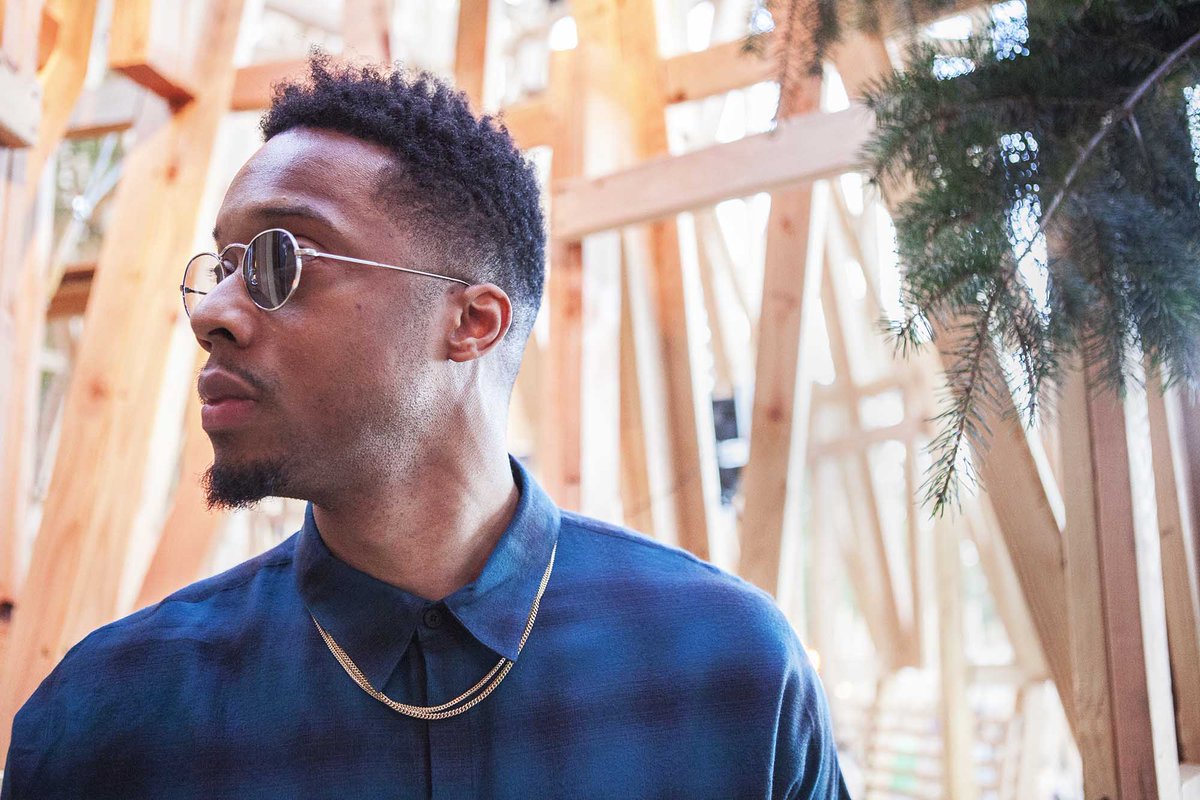EYESANDEDGE's tweet photo. Before @black_milk super fly set @pickathon | Shot by @caitlinwebbpics https://t.co/NVl8nzxR3f