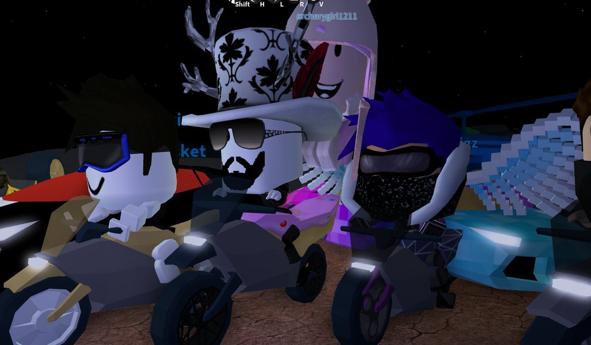 Asimo3089 On Twitter Always Fun To Hop Into Roblox Jailbreak - asimo3089 on twitter always fun to hop into roblox jailbreak servers and cause some trouble gave everybody a bobblehead this time