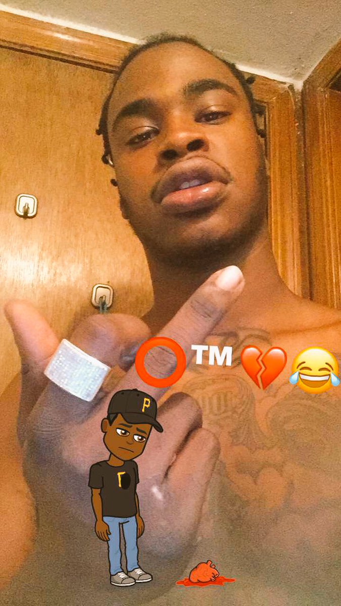 Tae_Pronto's tweet photo. I ain't got no heartttt 💔 https://t.co/urZCe1ryw7