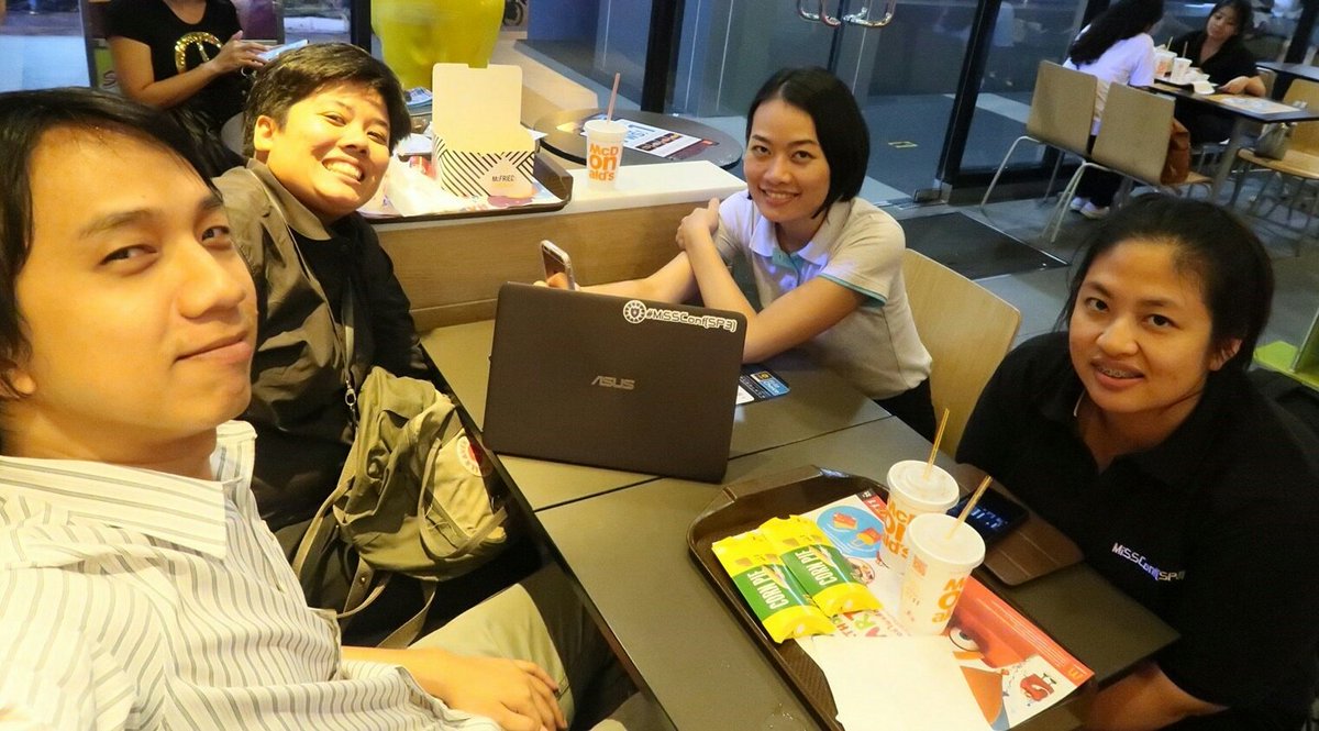 maeklong's tweet photo. W/ my #CSAplus students. They will take #CompTIA #CSA+ exam on Oct 18, 2017. #KeepFighting
#CybersecurityAnalyst+ https://t.co/vpCLDrhoMU