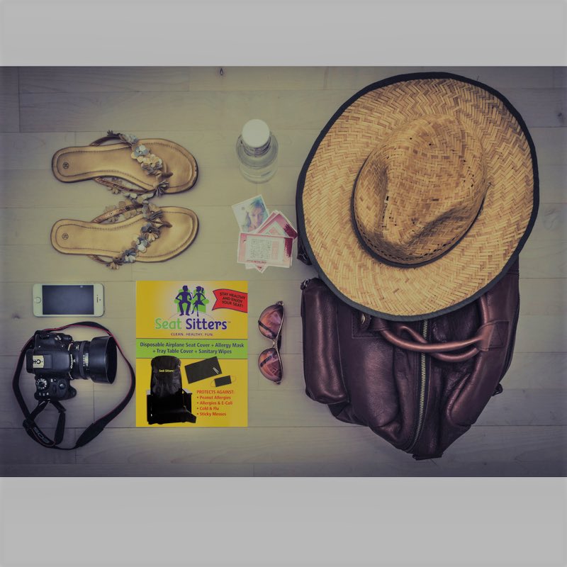 Must have travel items for the airplane! #vacationessentials #seatsitters #cleanhealthyfun #labordaytravel