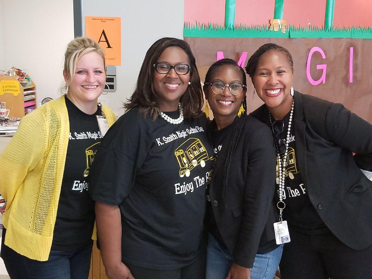 DrQMil's tweet photo. Words can't express the energy! Super proud to be #TeamHISD. @katesmithes @sgosborne14 @GrenitaLathan @angela_mcconico @stevengut1errez https://t.co/ELrApPFywr