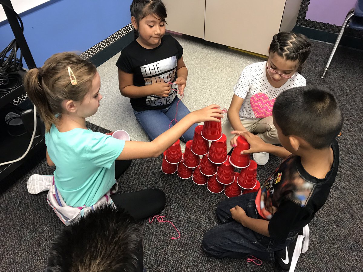callaway358's tweet photo. Building our teamwork skills. #room42 #bethechange #thirdgraderocks https://t.co/tvTZSBtRh0
