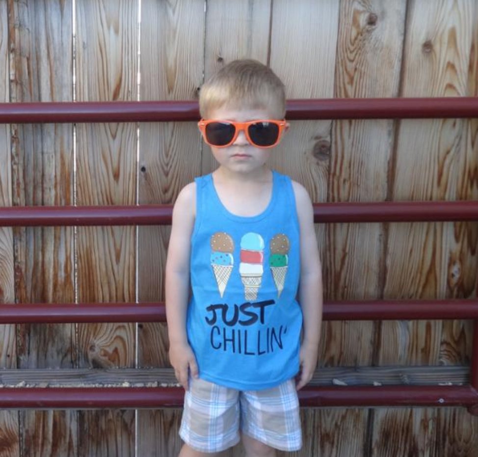 We don't know about you, but we're just chillin. :)
Shop the tank here: bit.ly/2wpOaqH
#VazzieTees #JustChillin #TrendyTees