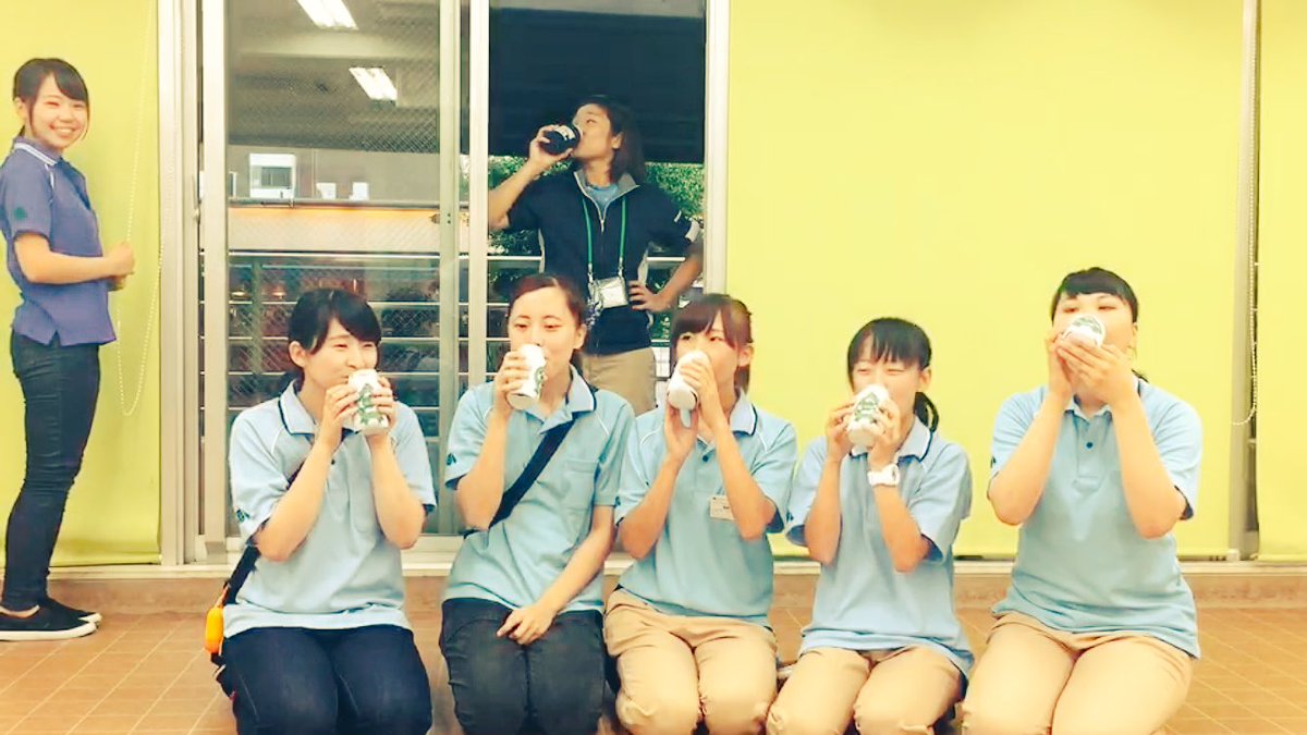 公式 国際動物専門学校 Twitter પર 先生も出演 クージーをゲット 動画 自然環境 動物 飼育学科 しつけ トレーニング学科バージョン動画更新しました オープンキャンパスに3回参加された方へお渡しするプレゼントの力作クージー動画 国際動物専門学校の