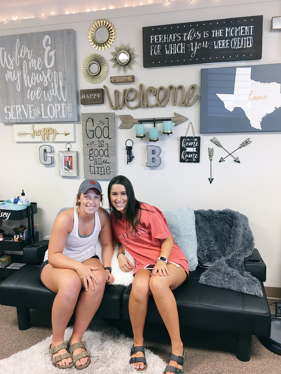 welcome to our new home💟 <a href="/ckover1423/">Chelsey</a>