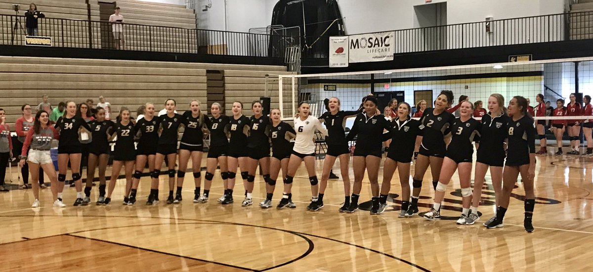 harlantones's tweet photo. First Alma Mater of the year in neon gear! Strong start, @eshs_volleyball  and @TigerAmbush! https://t.co/9B0xU2fIz9