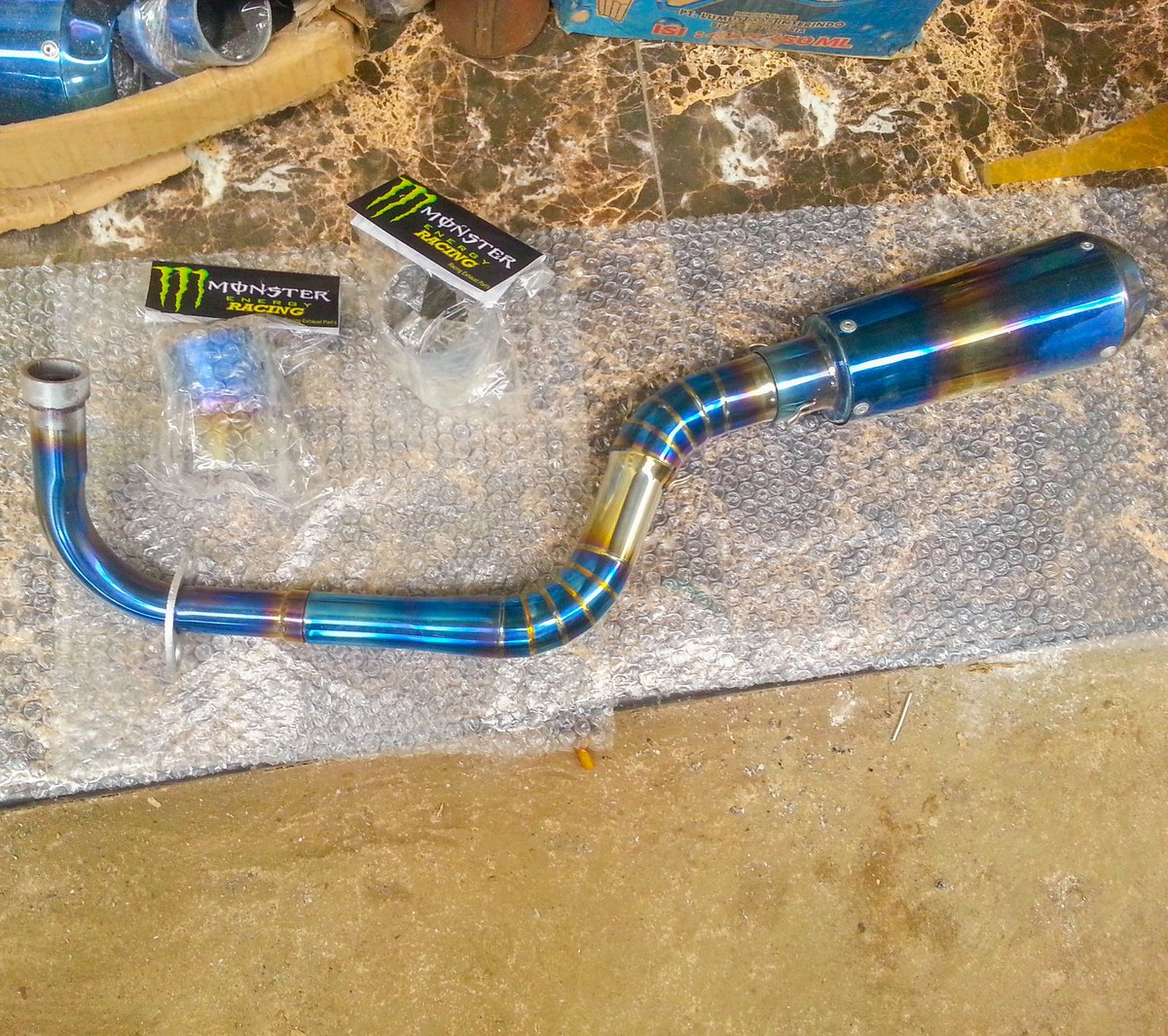 iMuffler's tweet photo. Exhaust System Bluemoon
The best series and high quality
Fast Respon: WA. +6285642432976
#Exhaust #Exzos #motosikal #imuffler_purbalingga https://t.co/ZicfPW5zql