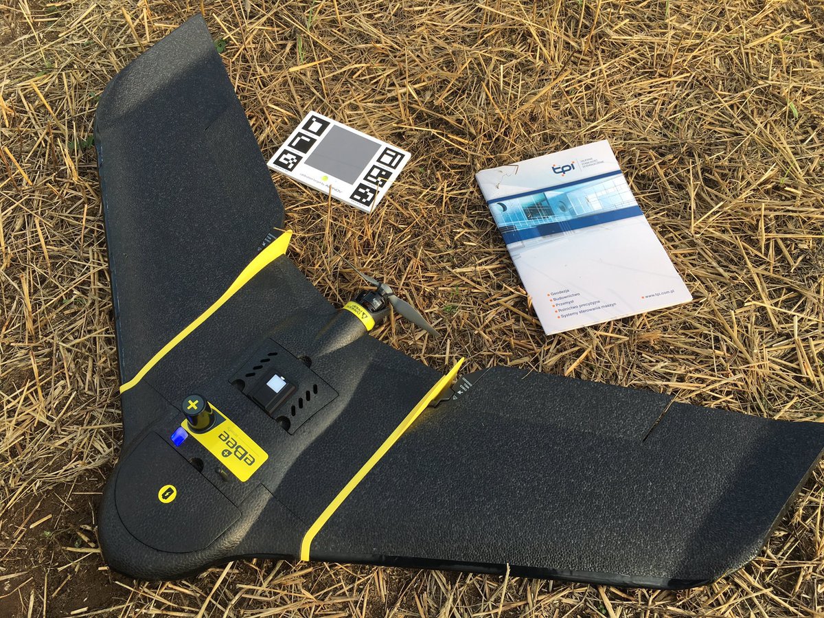 geosistemassrl's tweet photo. Relevamiento masivo con #ebeeRTK 
#agricultura #agrimensura #topografia by @TPIMobileMappin https://t.co/glYn4ohqCq