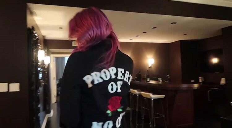 ProtectCrystal_'s tweet image. A queen 👸 @crystalleigh