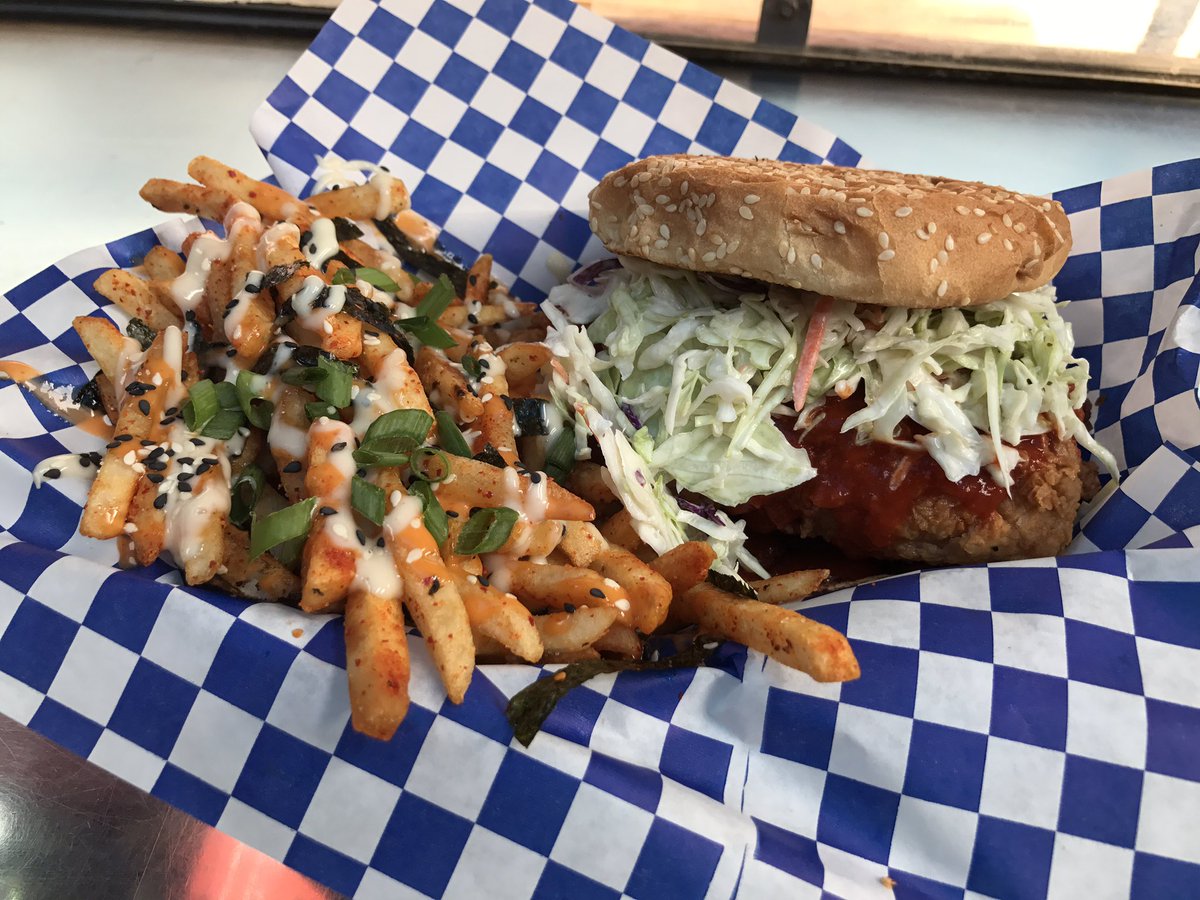 #DirtyBird 
#Sriracha fries #Calilovefoodtruck  #chefrudy1