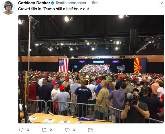 OwyheeNoCome's tweet photo. @JustSchmeltzer @davecatanese Count the rows of lights overhead. They moved all the fences forward to corral the people. https://t.co/UAHeevlzaF