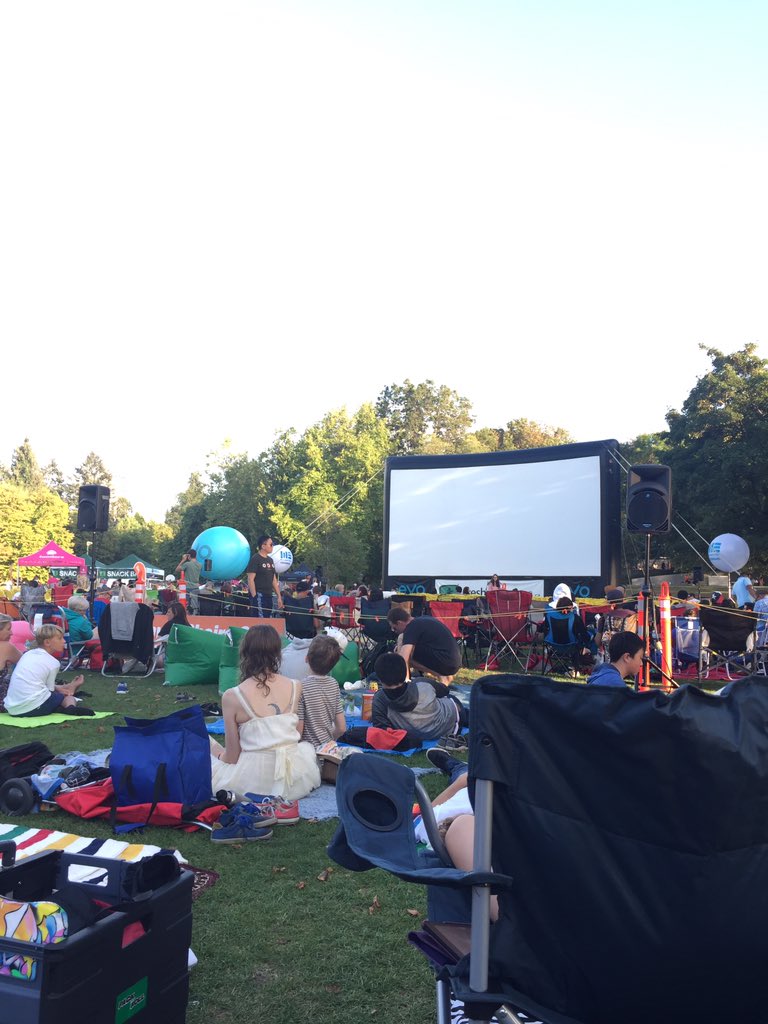 Last #evosummercinema of the summer. #bittersweet <a href="/EvoCarShare/">Evo Car Share</a> #yvr #secondbeach #guardiansofthegalaxy2