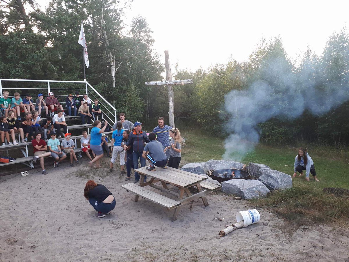 It's the last week of summer so our improv tonight is ULTIMATE party guests with hosts Jared AND Merrick! #summercamp #campfire #improv