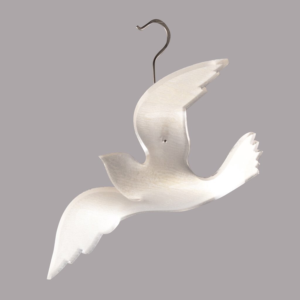 cate_brooks's tweet photo. @TheRealAdamSays wish we could see you at #NYnow, but we think you'd love Fig &amp; Dove's hand-crafted acrylic doves - happy to send you some! https://t.co/3rhthOiKlP