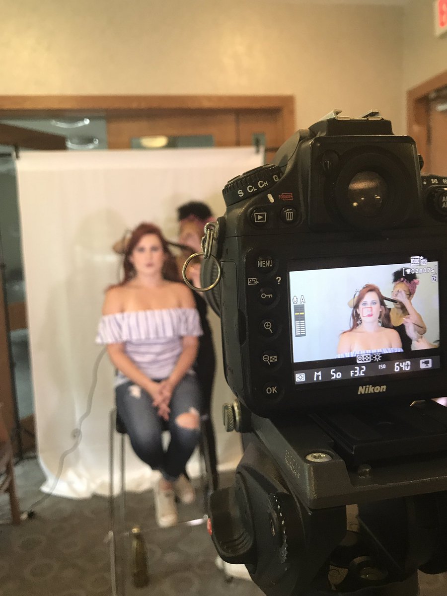 PrettyBirdApp's tweet photo. We did such a fun shoot today with @linerglttrgloss & we cannot wait to show you all the finished video! #PrettyBirdApp https://t.co/q8lbBSgaAq